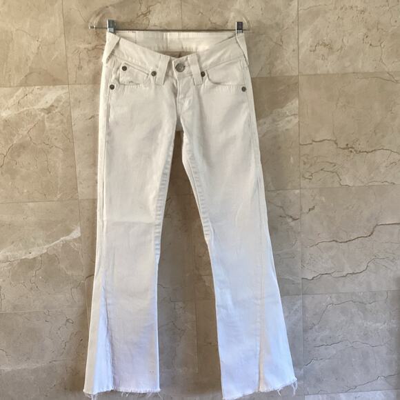 True Religion Joey Jeans 27 White Y2K Flare Low Rise Tonal Stitch Twisted Seams - Picture 4 of 12